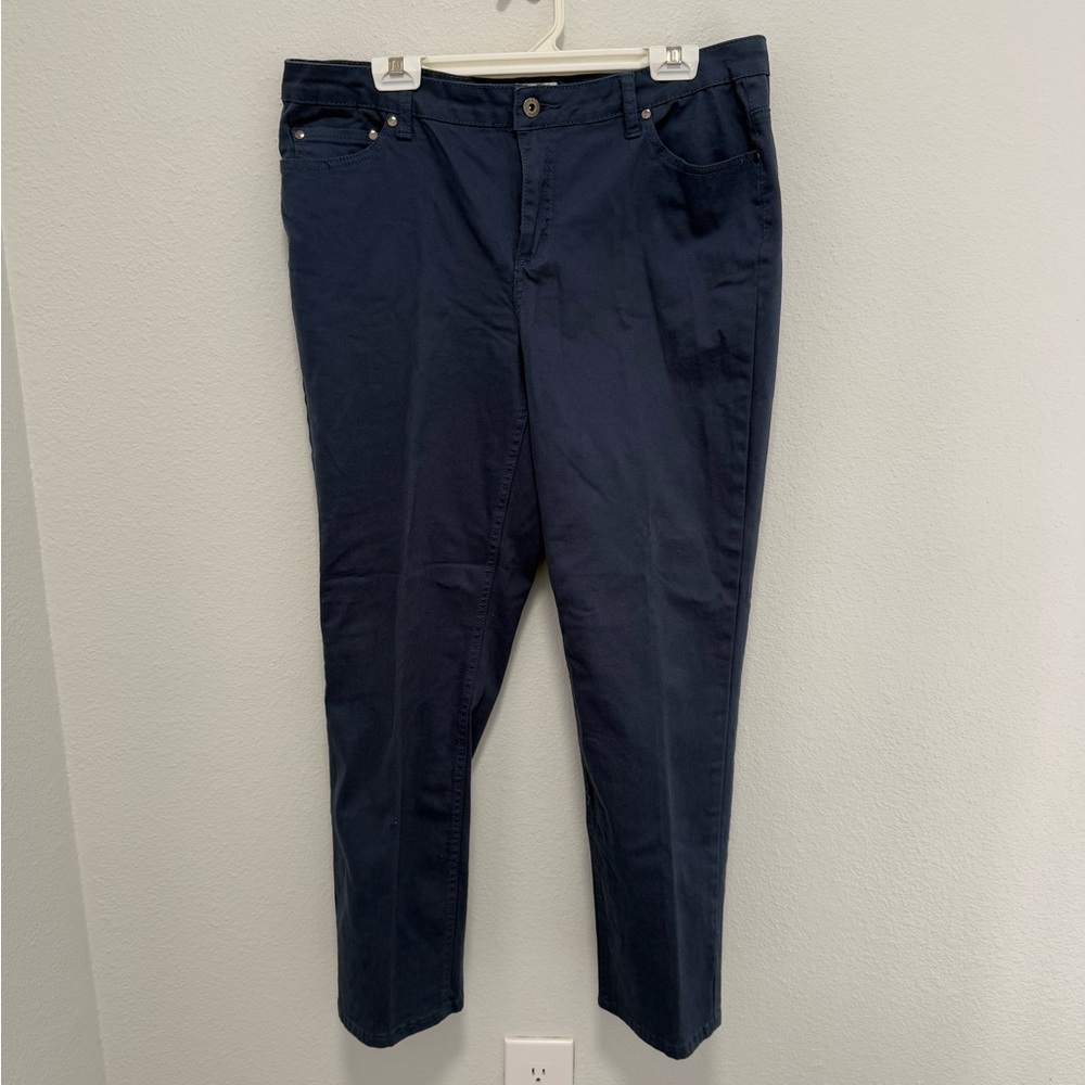 Monroe & Main Plus Size Navy Women's Straight Leg Blue Jeans Size 16